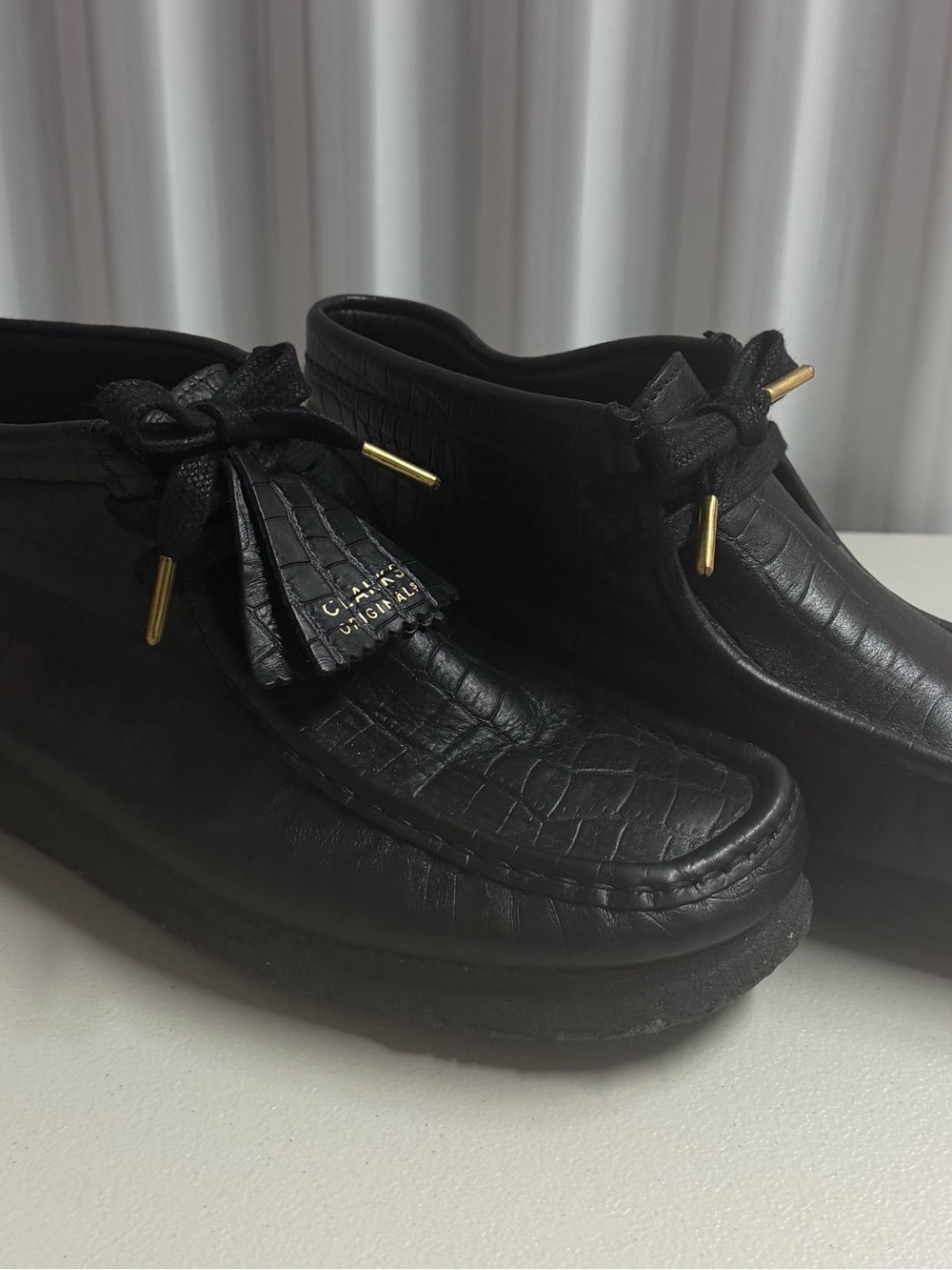 Clarks Originals Black Croc-Embossed Wallabee Slip-On Loafers Size 10